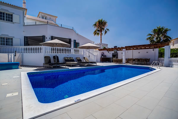 Casa do Sol – Luxueuse villa avec 4 lits et piscine privée et chauffée, Carvoeiro